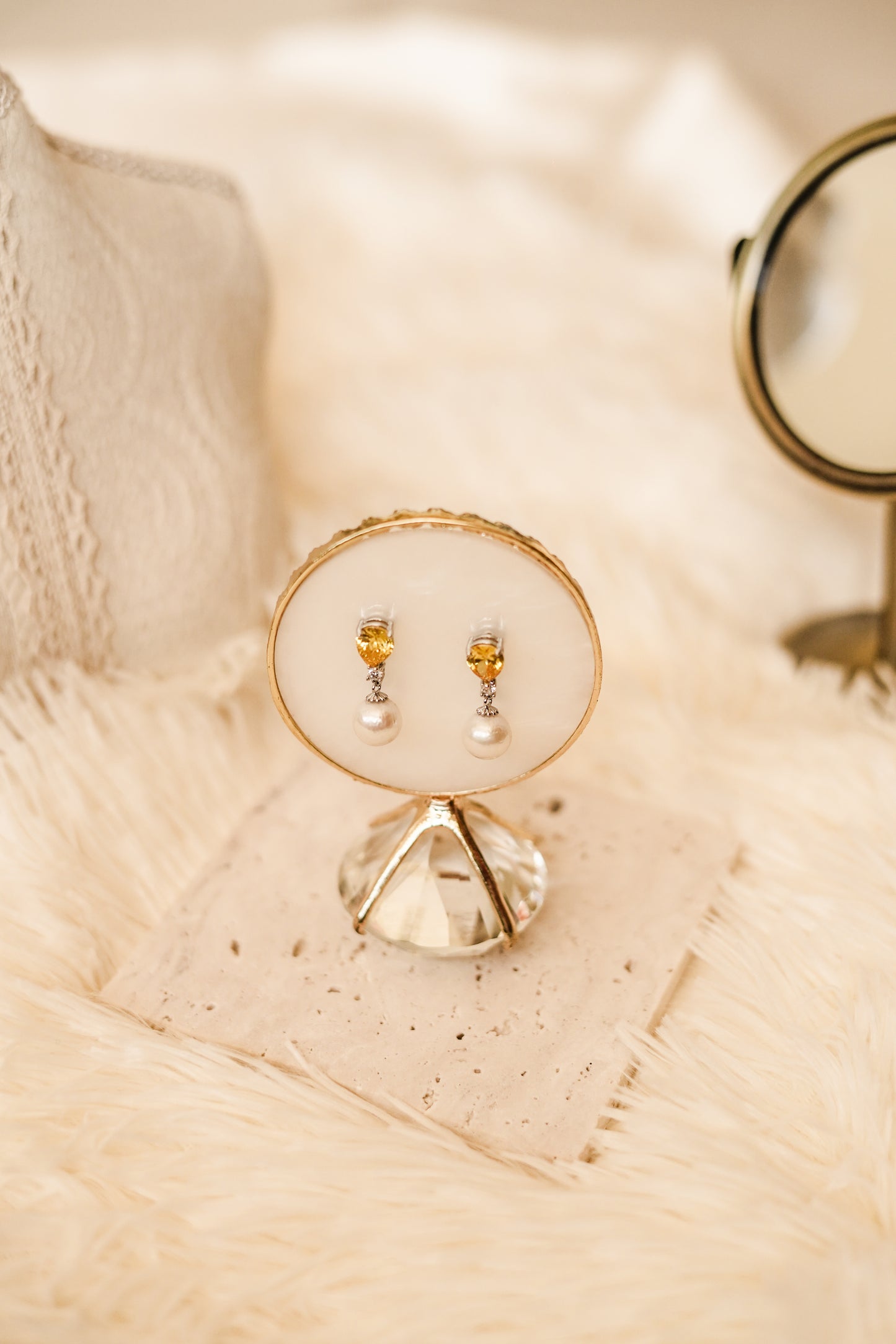 Dangling earrings with birthstone