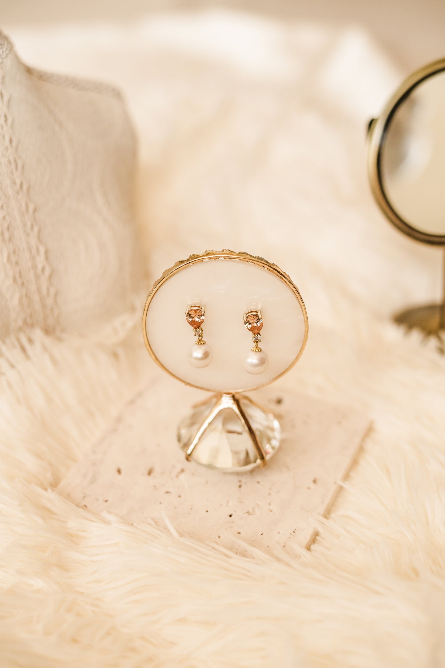 Dangling earrings with birthstone