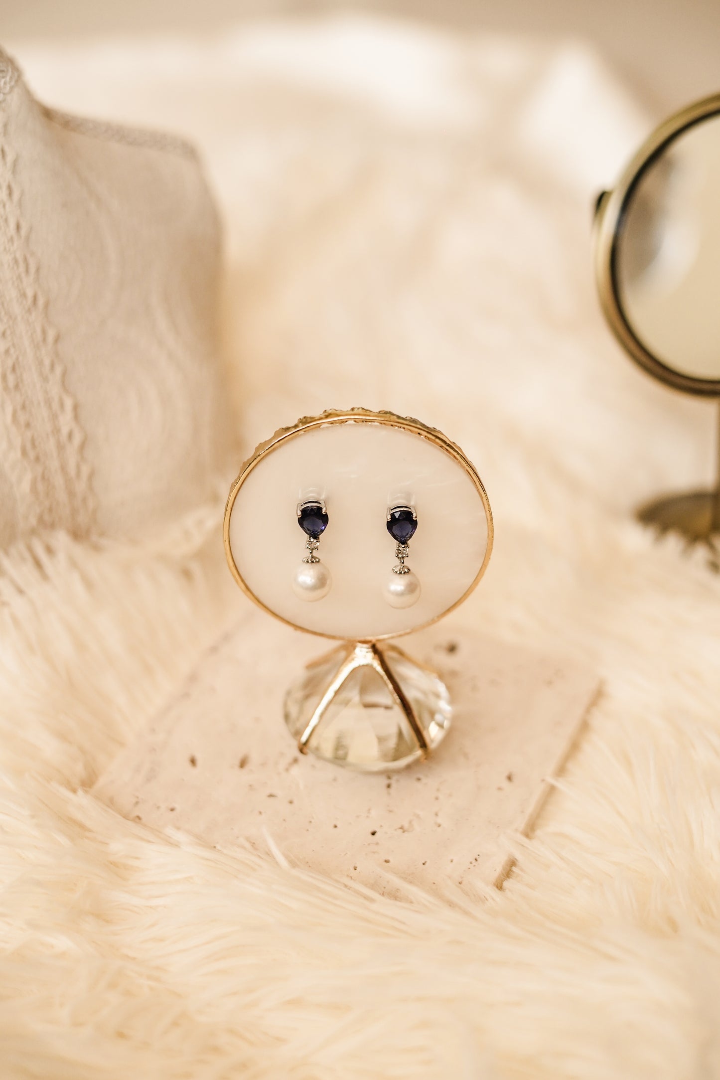 Dangling earrings with birthstone