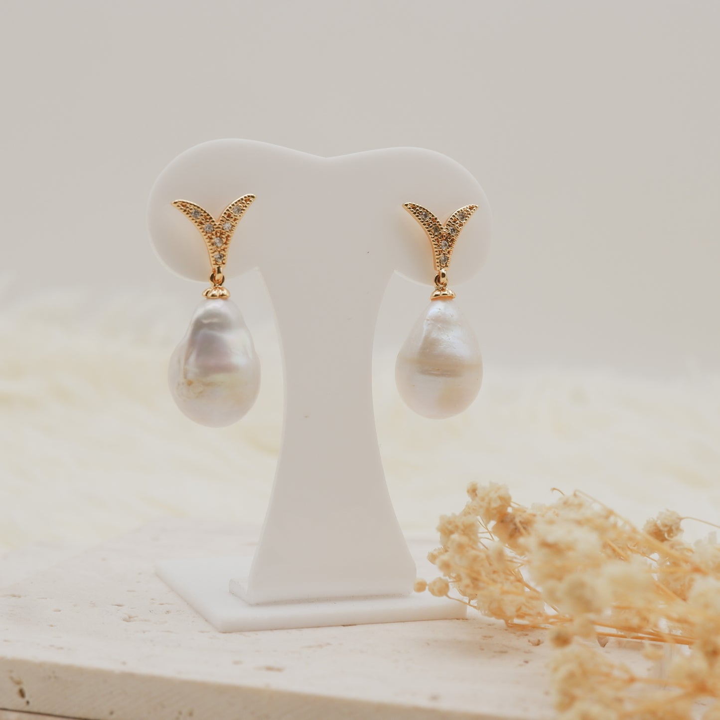 Baroque Dangling Earrings