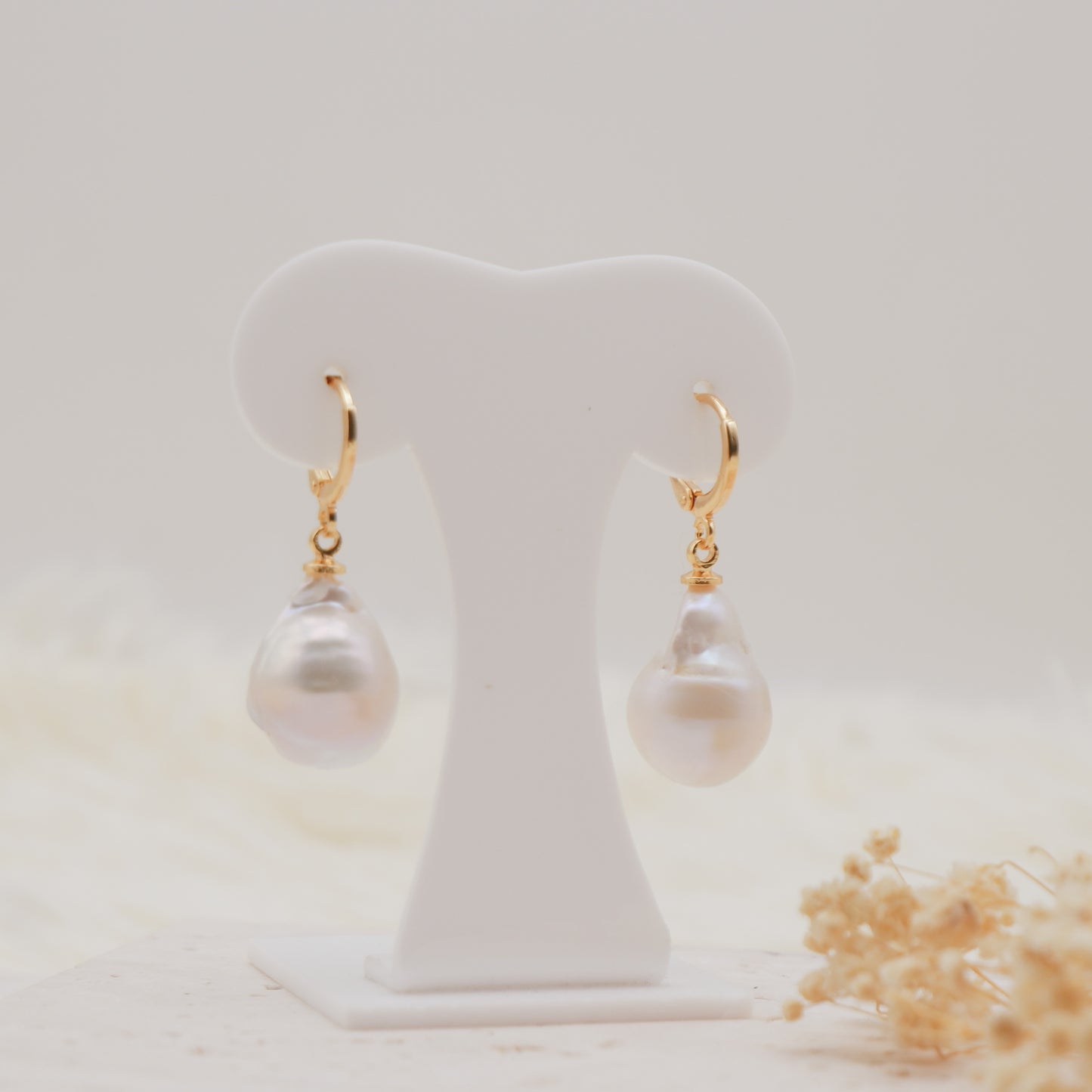Baroque Dangling Earrings