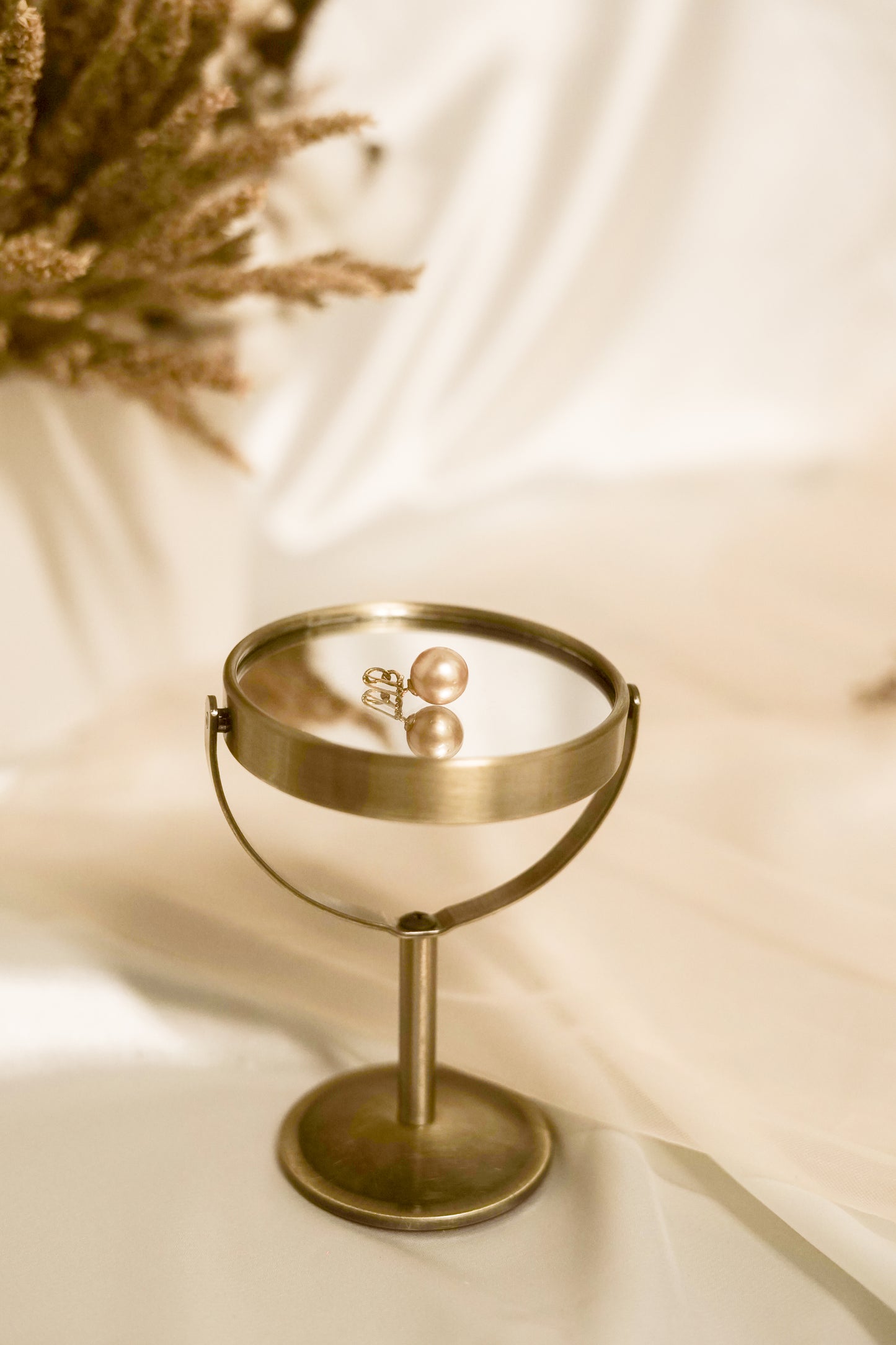 C-hoop Design Pearl Set