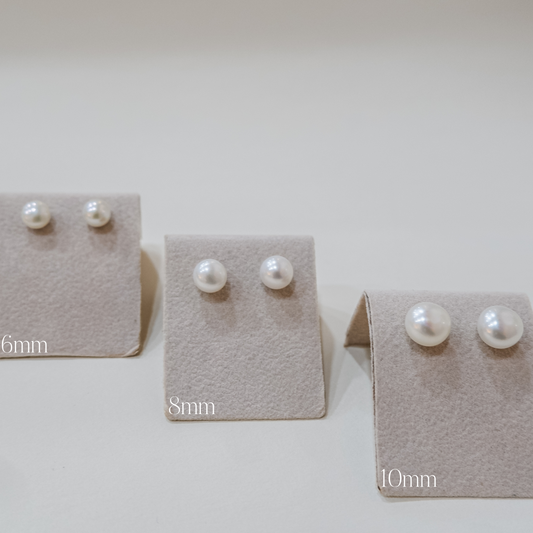 Earrings stud semi-round freshwater pearl