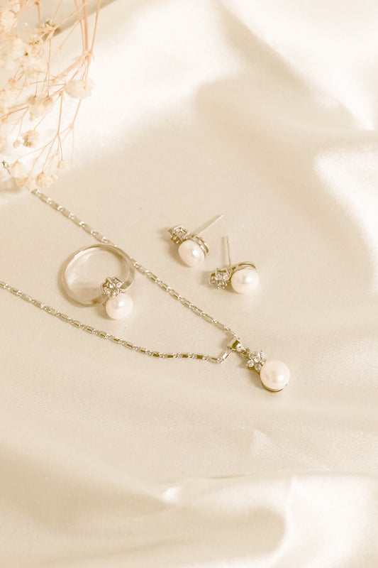 Star Design Pearl Set