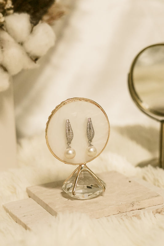 White Pearl Leaf Design Earrings