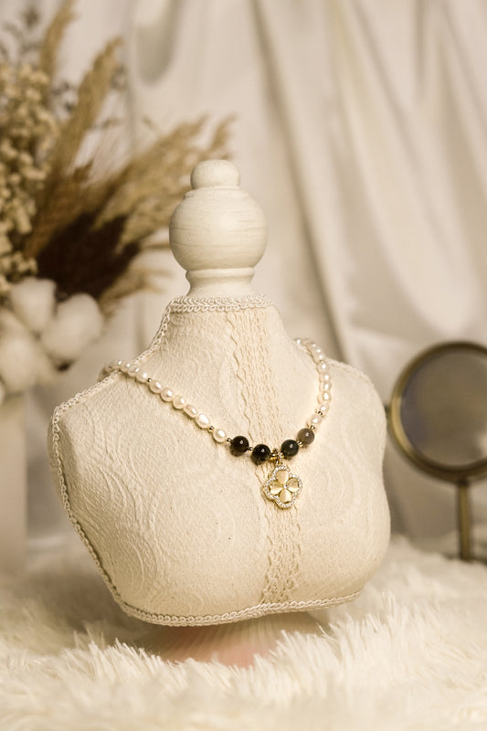 All Pear Necklace Agate Stone and Flower Pendant